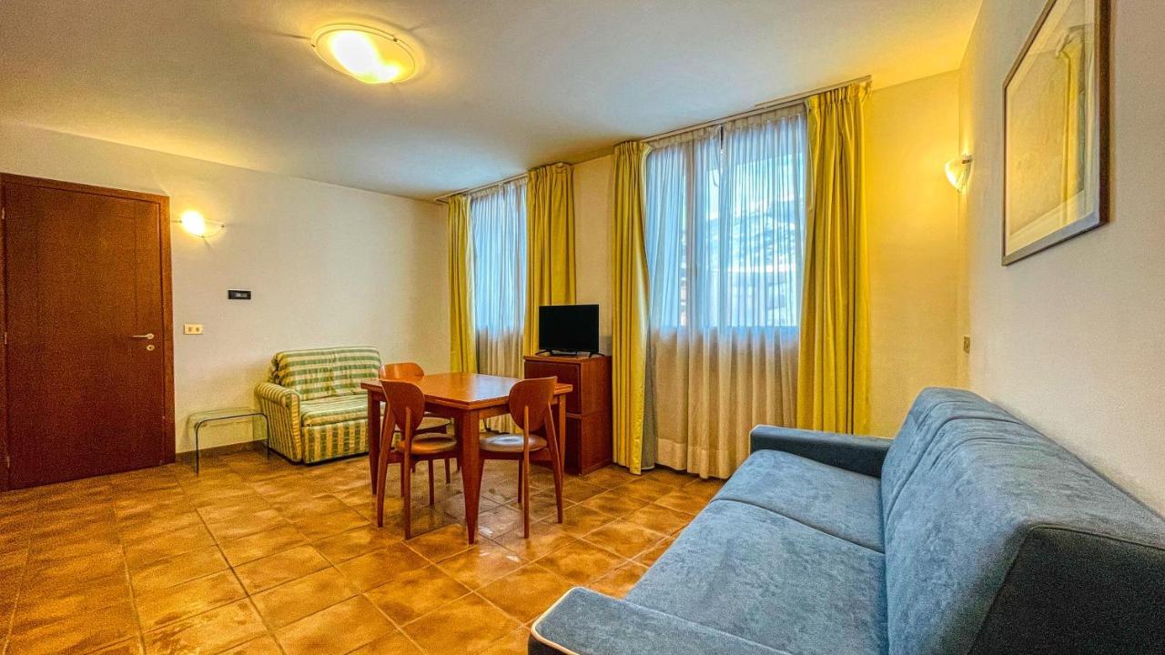 Appartamento Smith Arneis - Affitti Brevi Italia Bardonecchia Exterior foto
